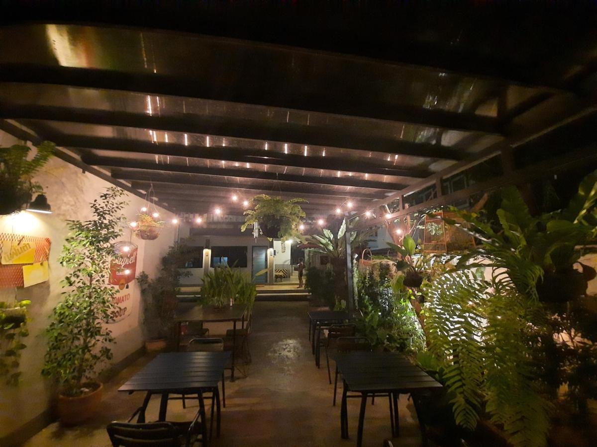 Sleep Guesthouse Chiang Mai Exteriör bild