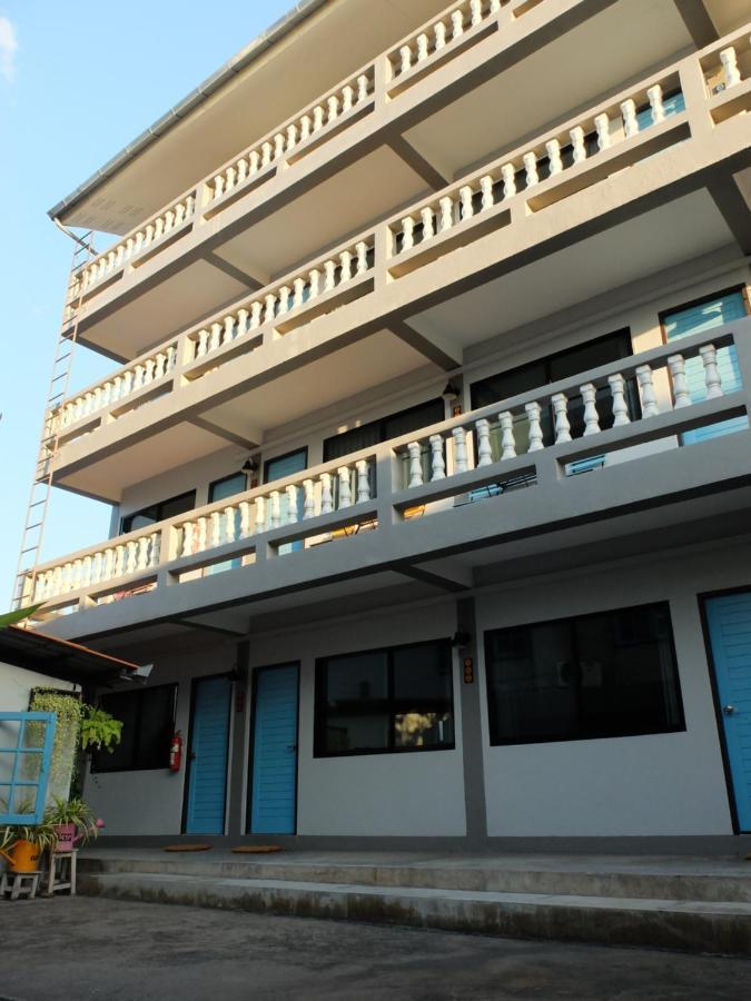 Sleep Guesthouse Chiang Mai Exteriör bild